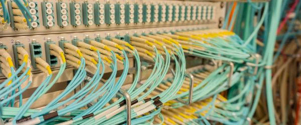 Tendido y Conexión de Cables